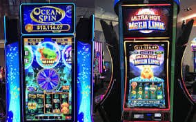 x777 casino slots game categories displayed on mobile screen